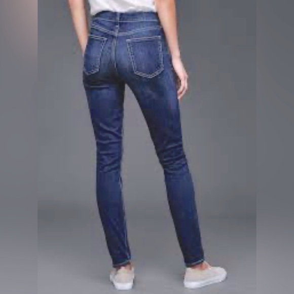 GAP Blue Skinny Mid-rise Legging Jeans Classic Indigo Hue button/zip fly size 28 - Picture 1 of 10